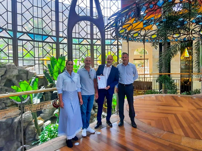 El Hotel Cordial Mogán Playa recibe, un año más, el DER Touristik Red Star Quality Award